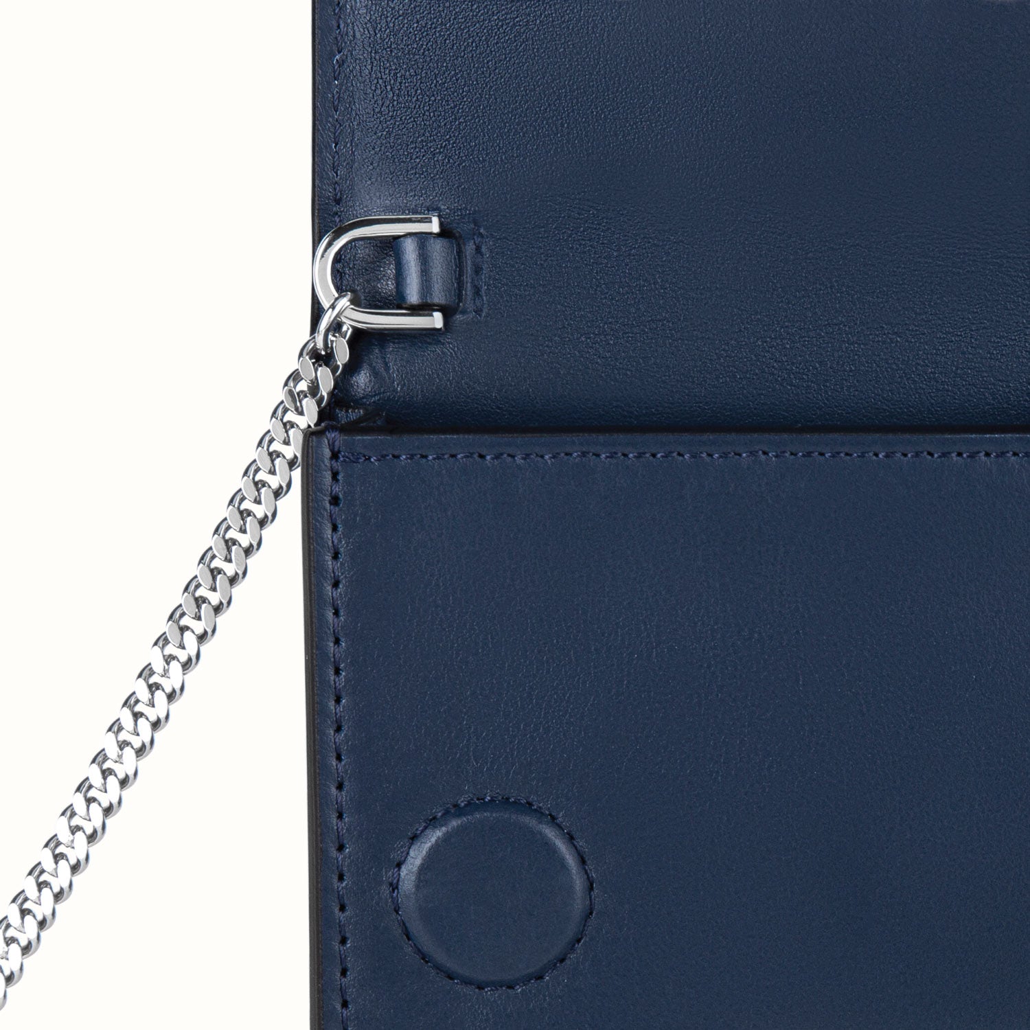 Ferronato Stella Bag — Detail of the shoulder chain or strap #color_blue sapphire