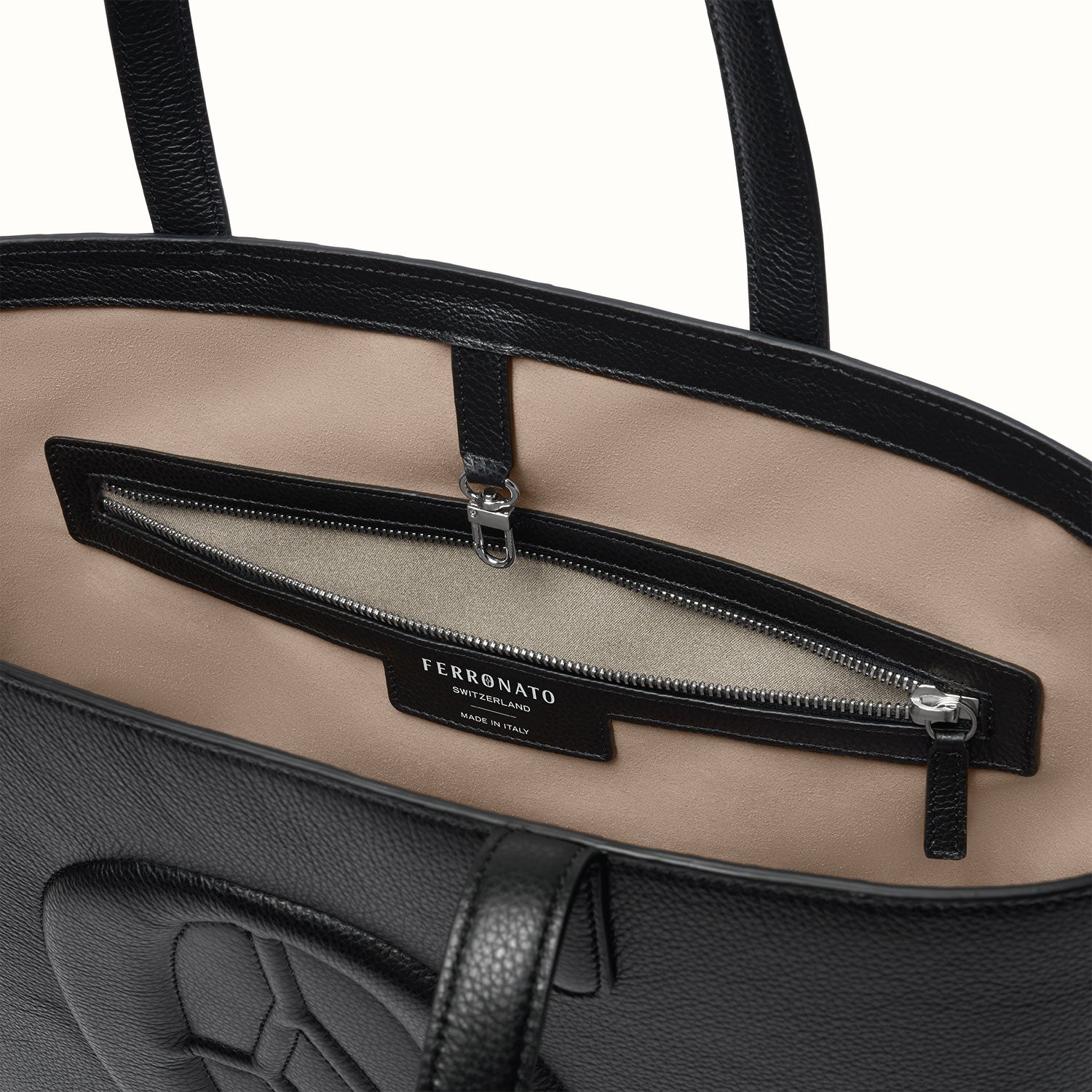 Ferronato Aria Tote Bag inside pocket with privacy shield lining #color_jet black