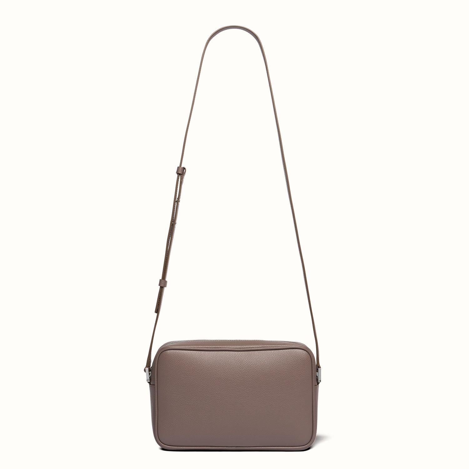 Privacy-protected business bag close-up #Color_Serene Taupe