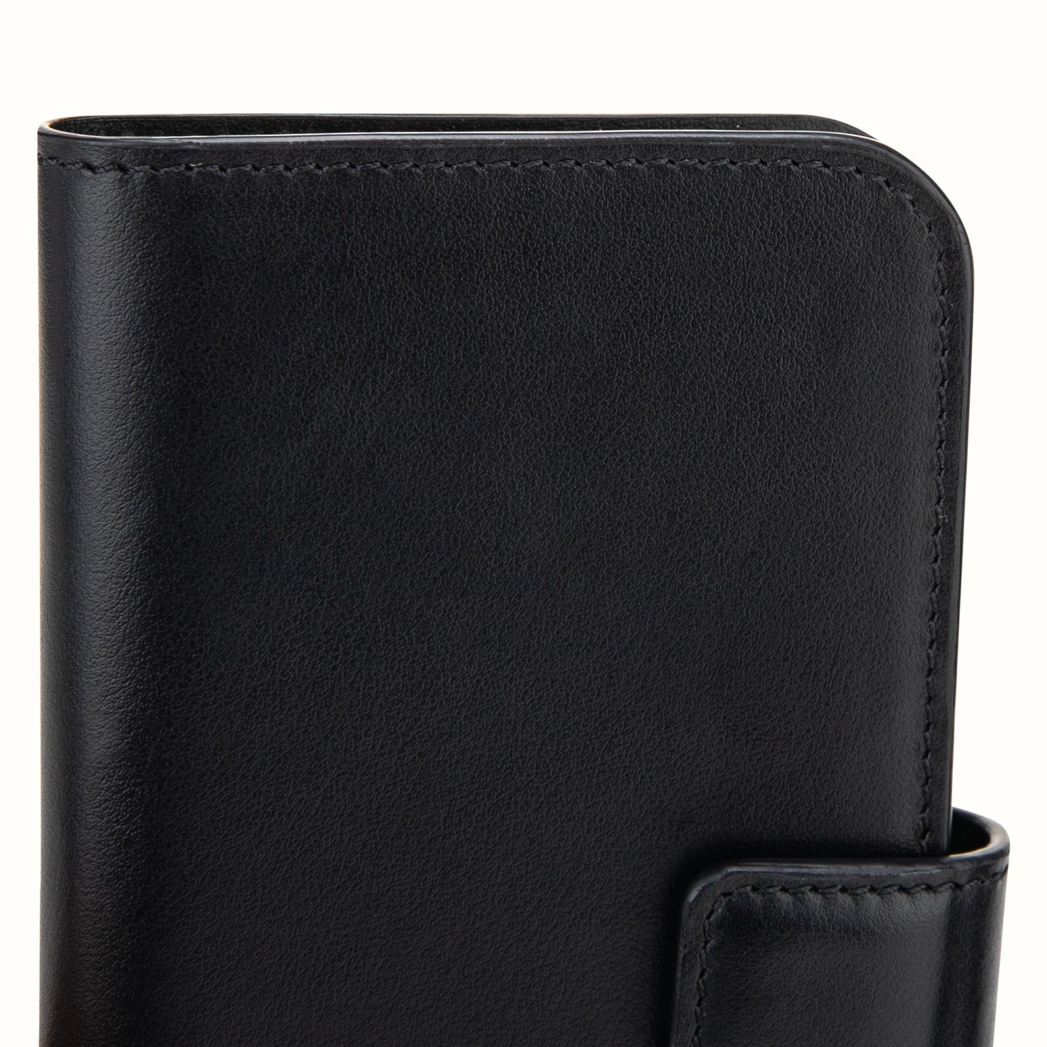 Ferronato Nova Phone Cover — Detail shot of the spine or fold, emphasizing the flexibility and durability of the cover's construction #color_jet black