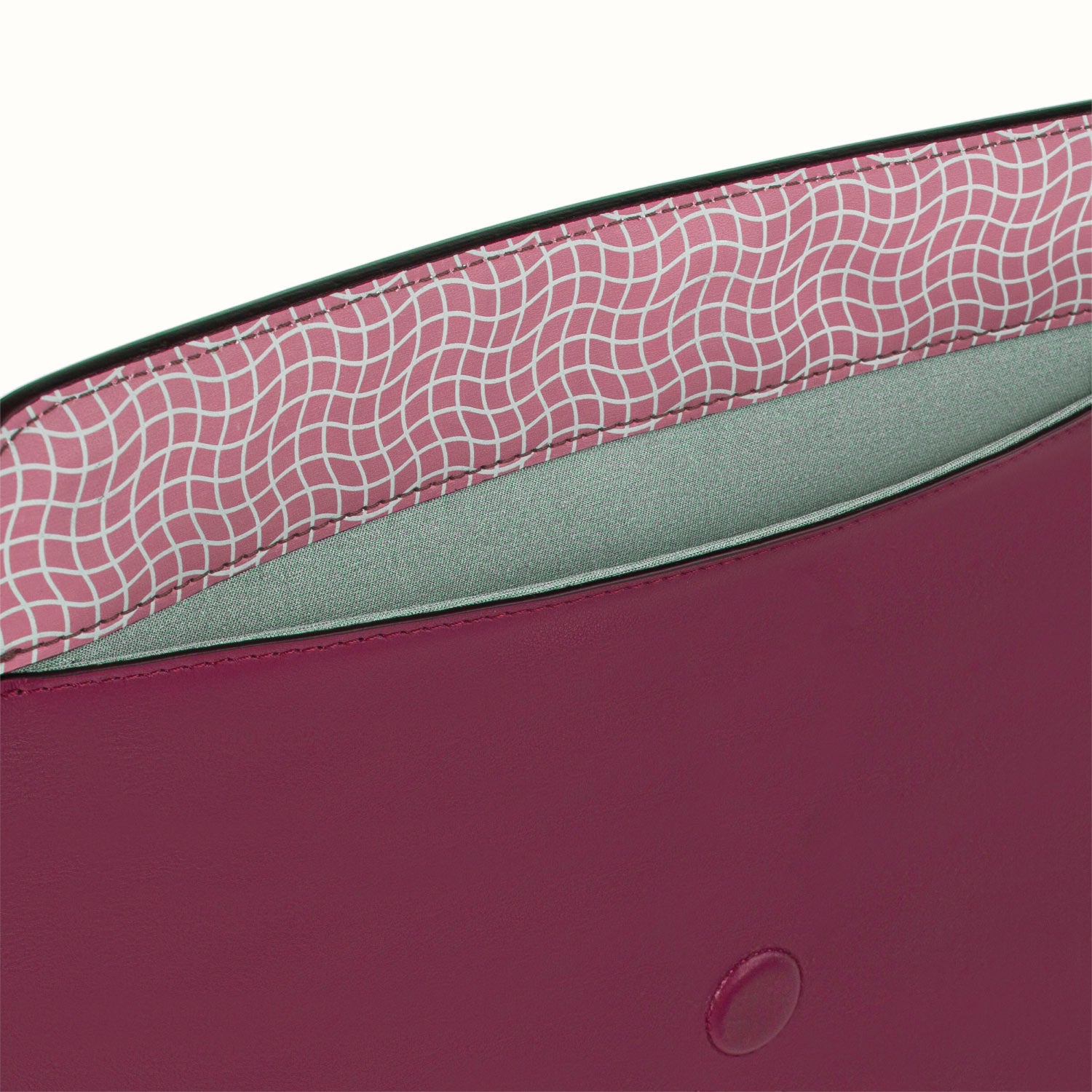 Ferronato Magia Bag shielded design detail  #color_ruby rose