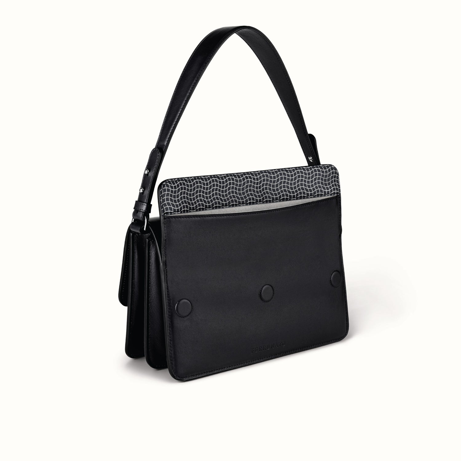 Sustainable leather purse close-up #color_Jet Black