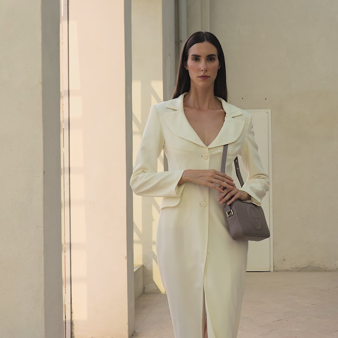 #color_Serene Taupe